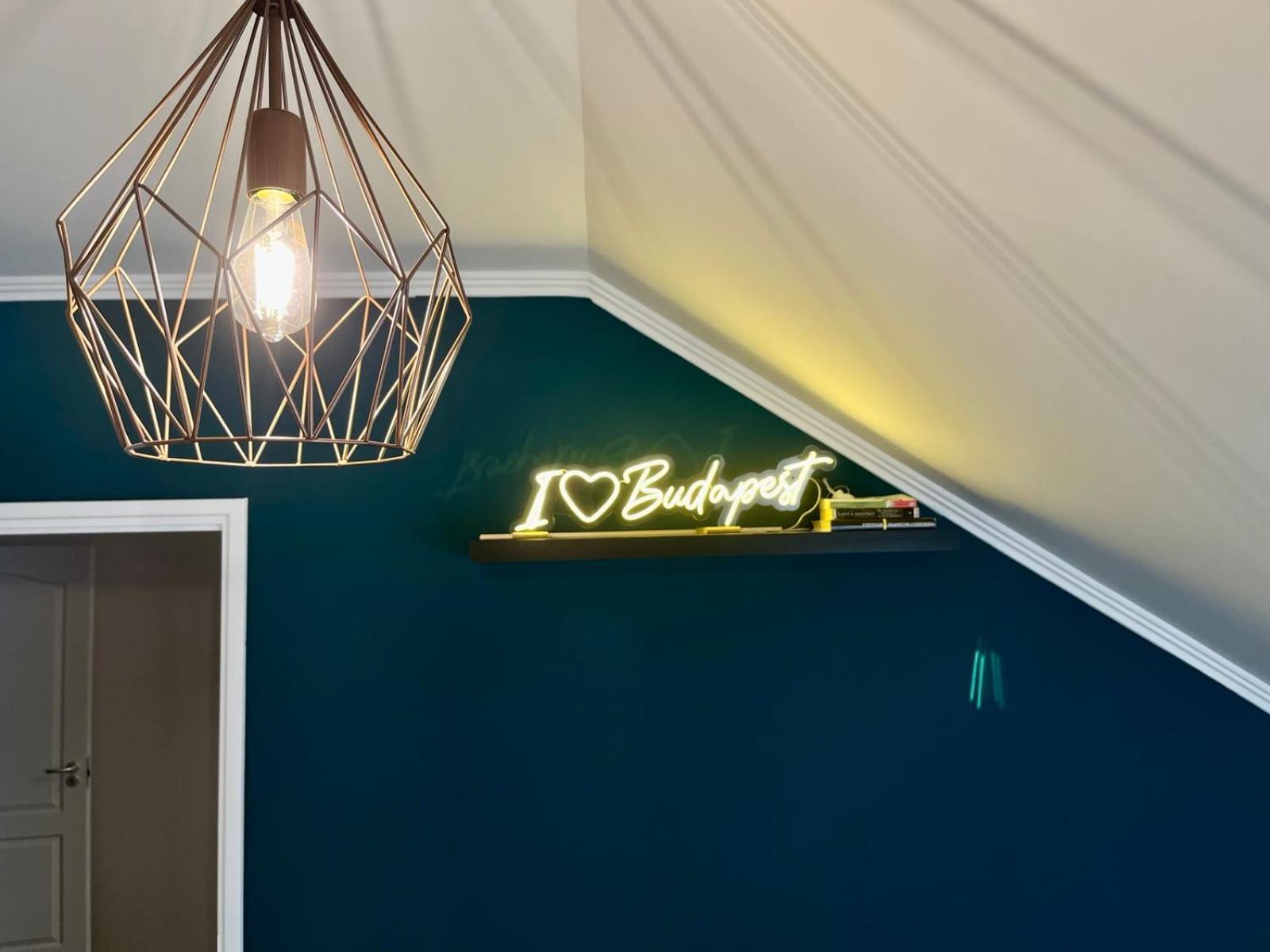 D26 Luxury Suites บูดาเปสต์ ภายนอก รูปภาพ